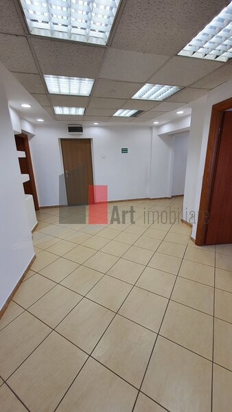 Piata Unirii, spatiu de birouri 525 mp de vanzare –