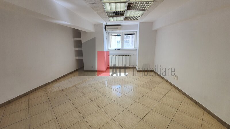 Piata Unirii, spatiu de birouri 525 mp de vanzare –